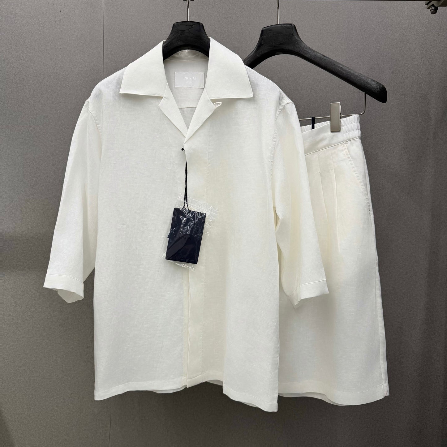 Short sleeve shirt