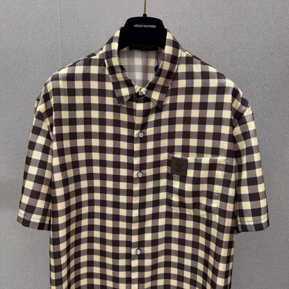 Short sleeve shirt
