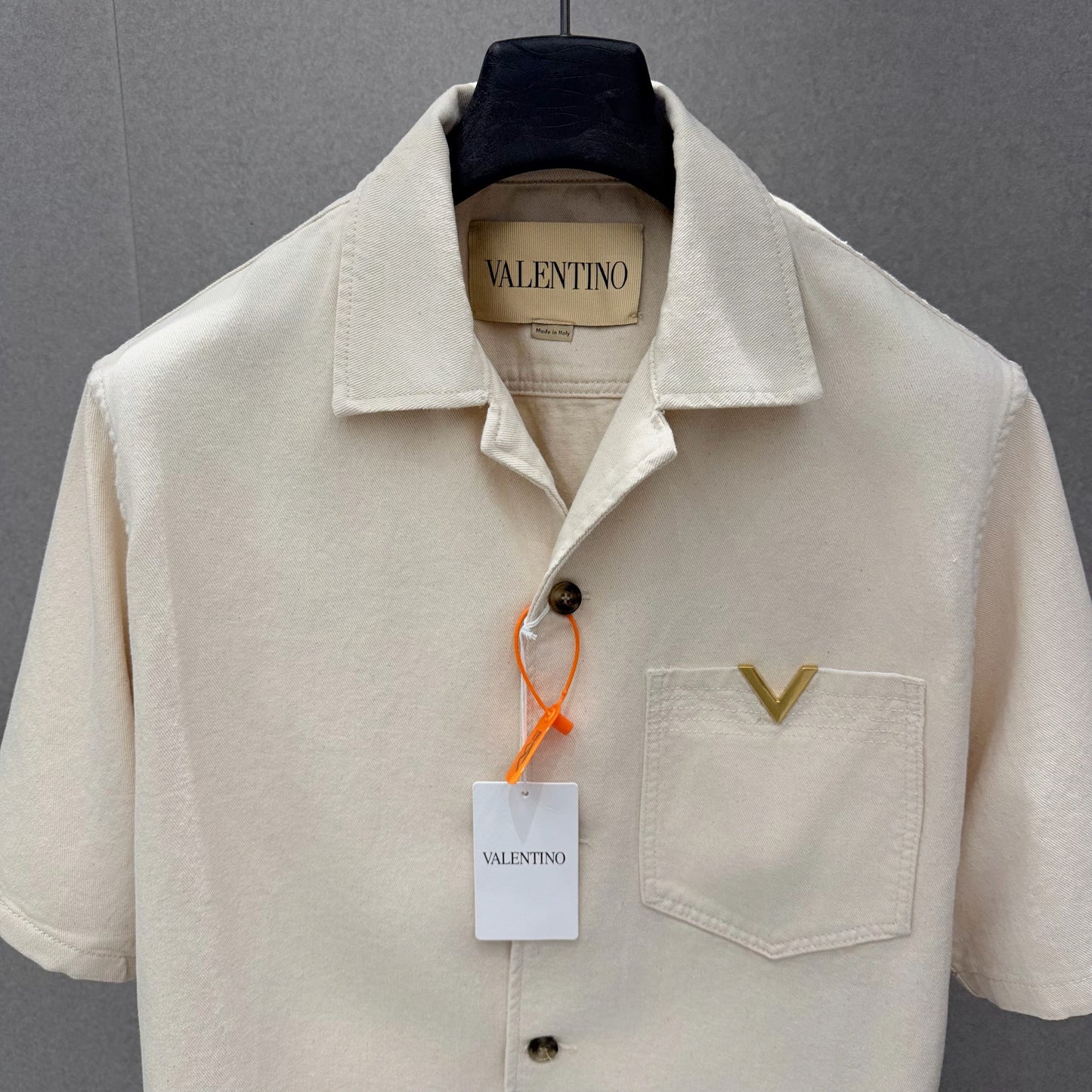 Short sleeve shirt
