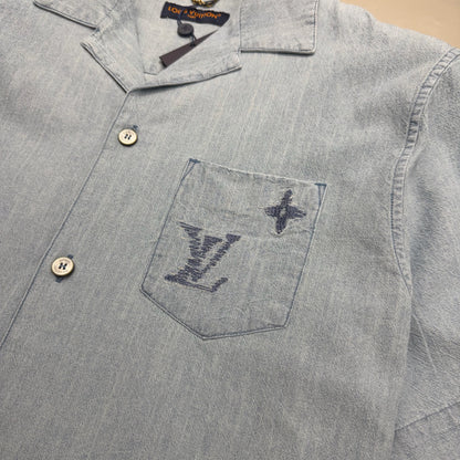 Short sleeve shirt
