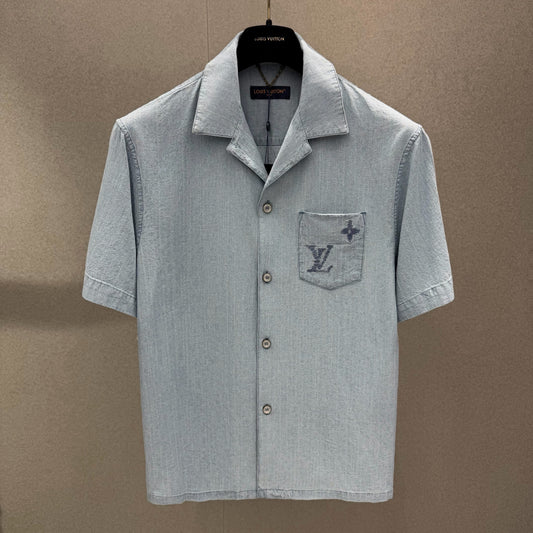 Short sleeve shirt