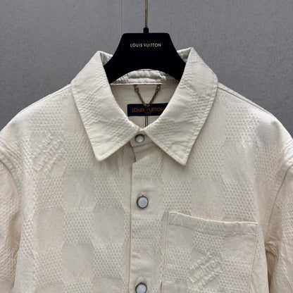 Short sleeve shirt