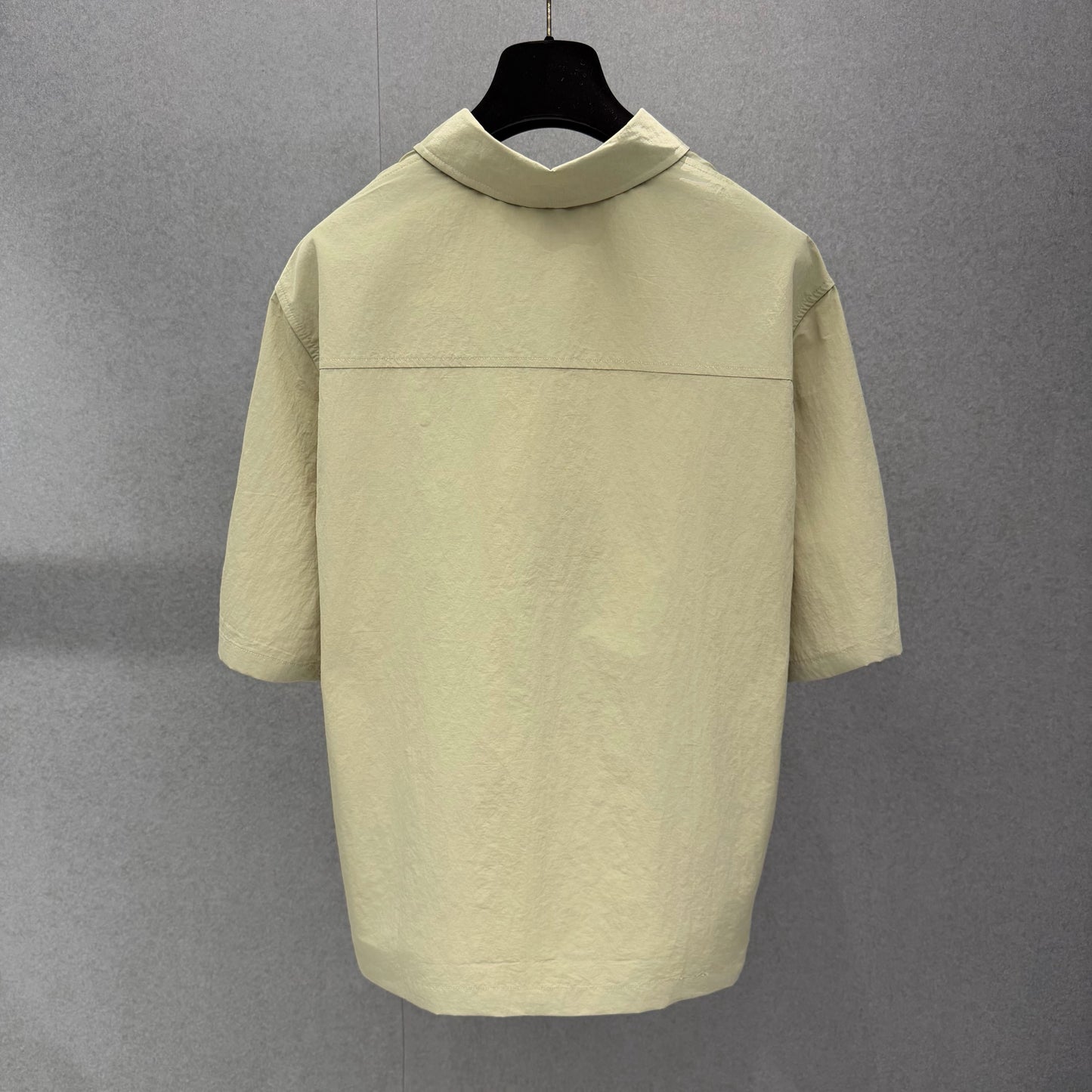 Short sleeve shirt