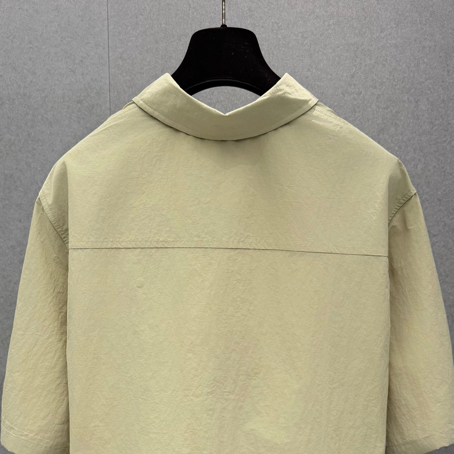 Short sleeve shirt