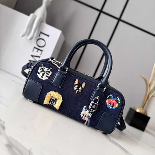 Shoulder Bag     062417