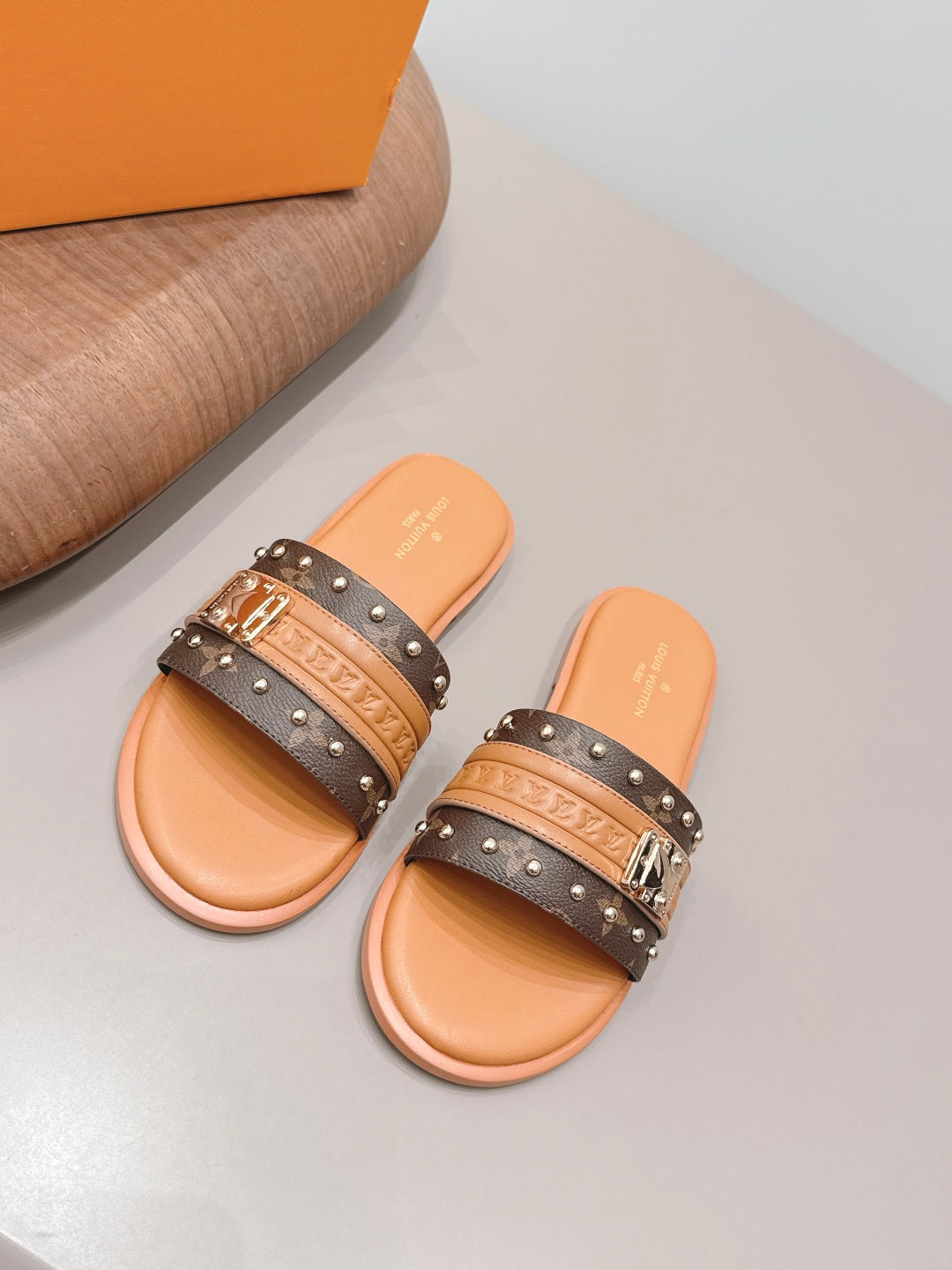 Slippers