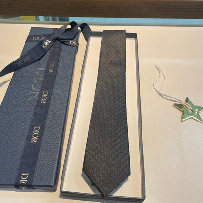 Tie