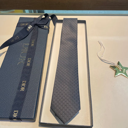 Tie