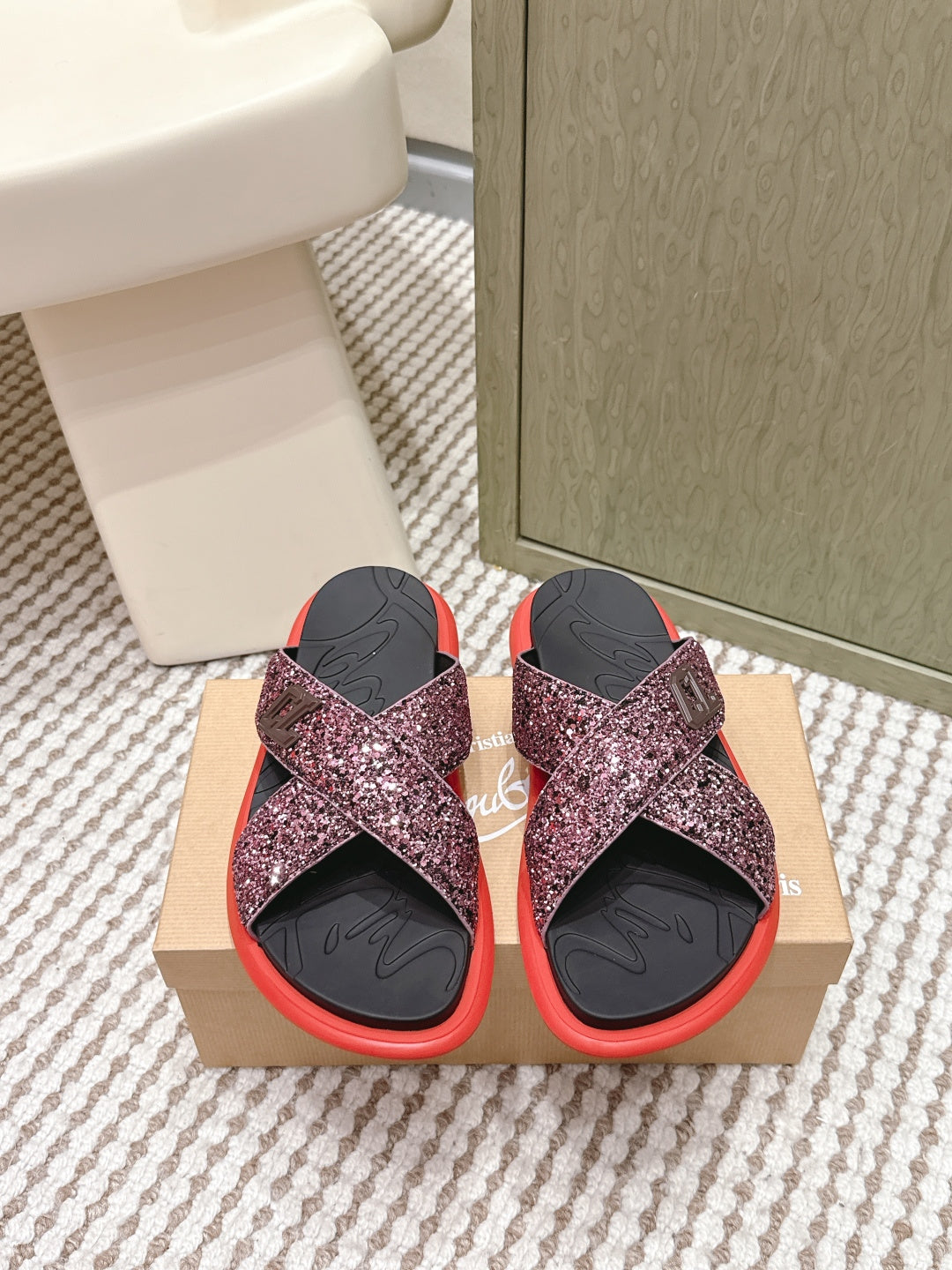 Slippers
