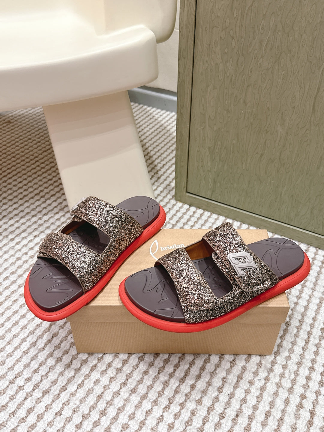 Slippers