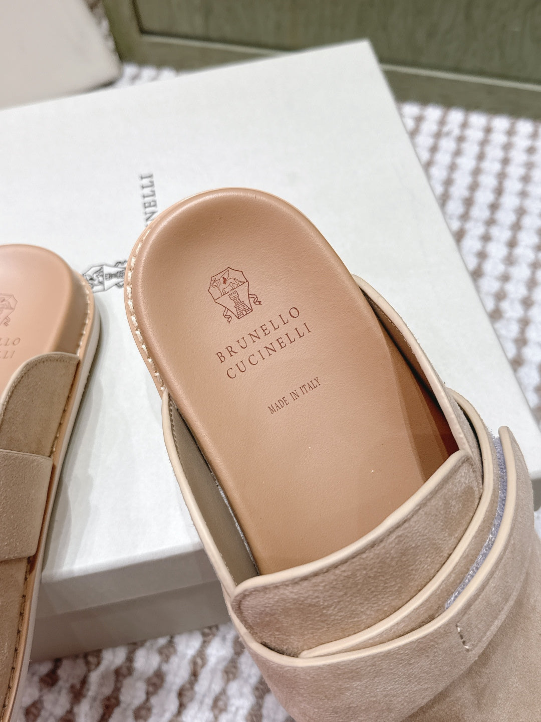 Slippers