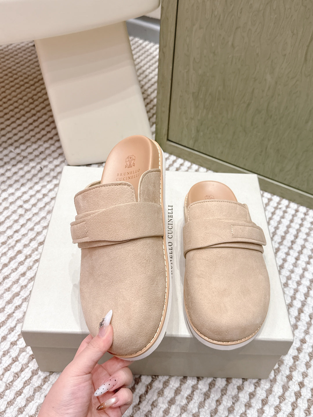 Slippers