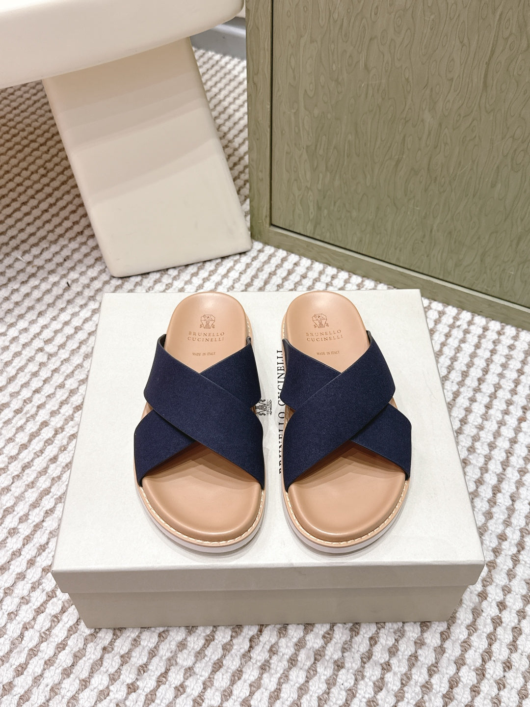 Slippers