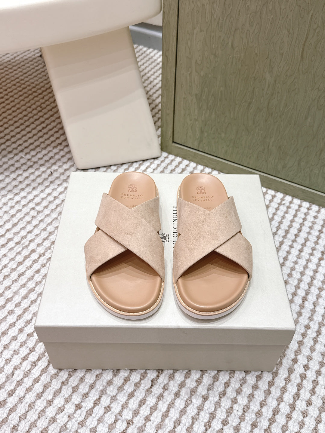 Slippers