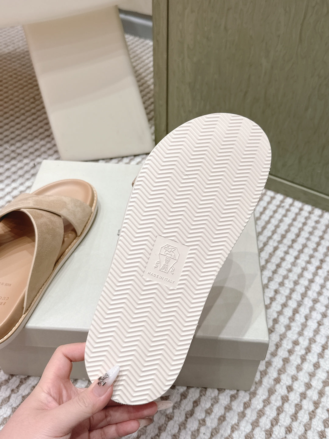Slippers