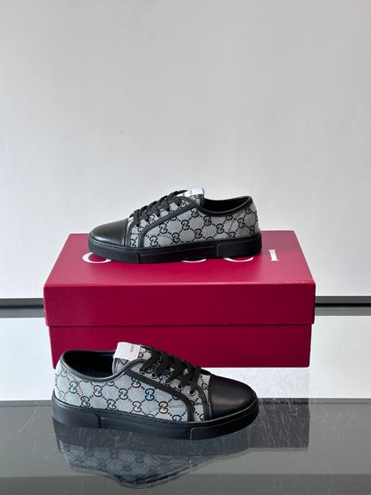 Casual Shoes