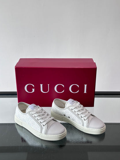 Casual Shoes
