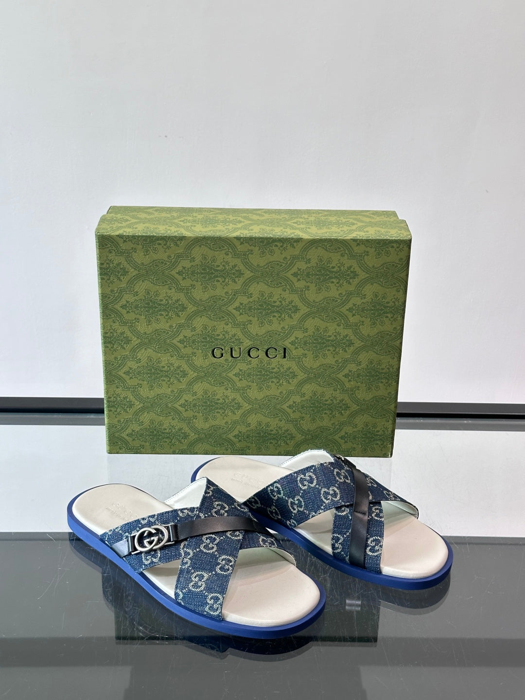 Slipper