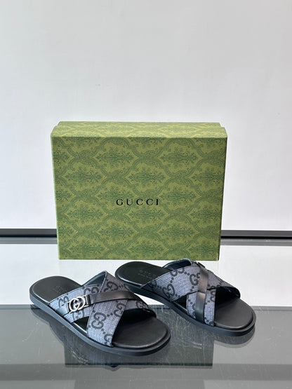 Slipper
