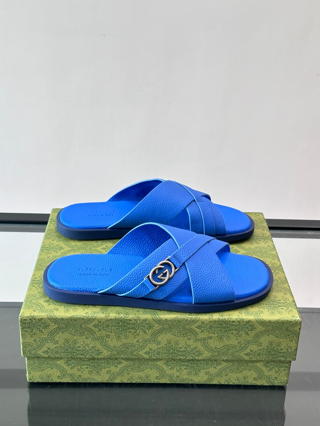 Slipper