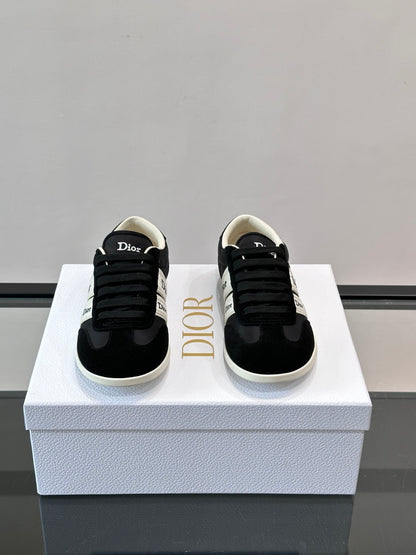 Casual Shoes