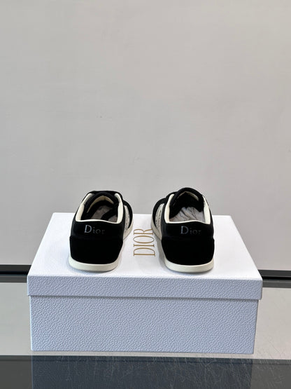 Casual Shoes