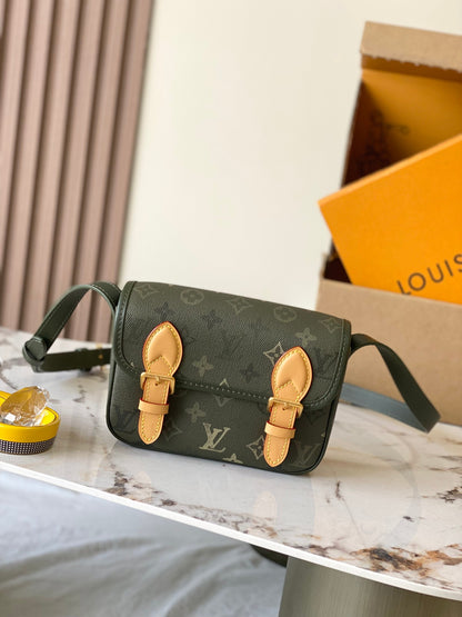 Shoulder Bag