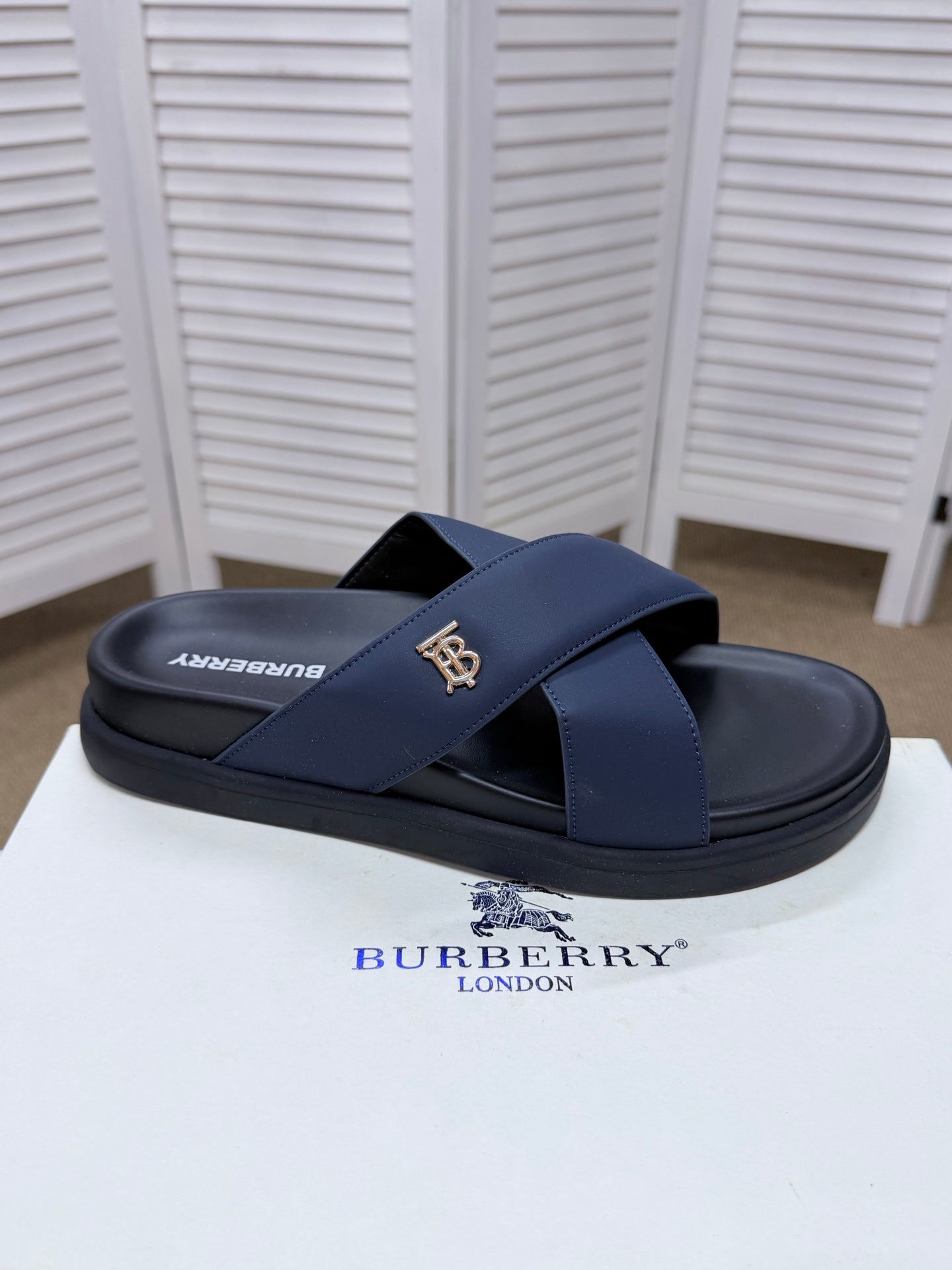 Slipper