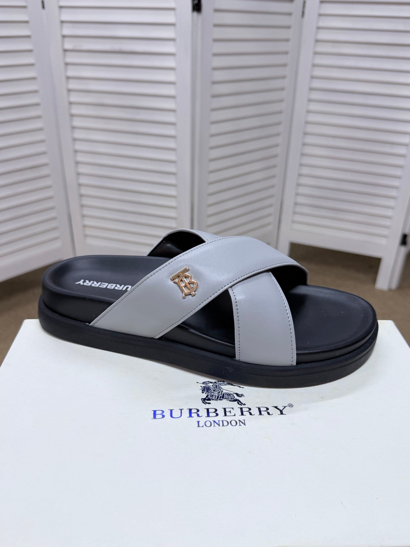 Slipper