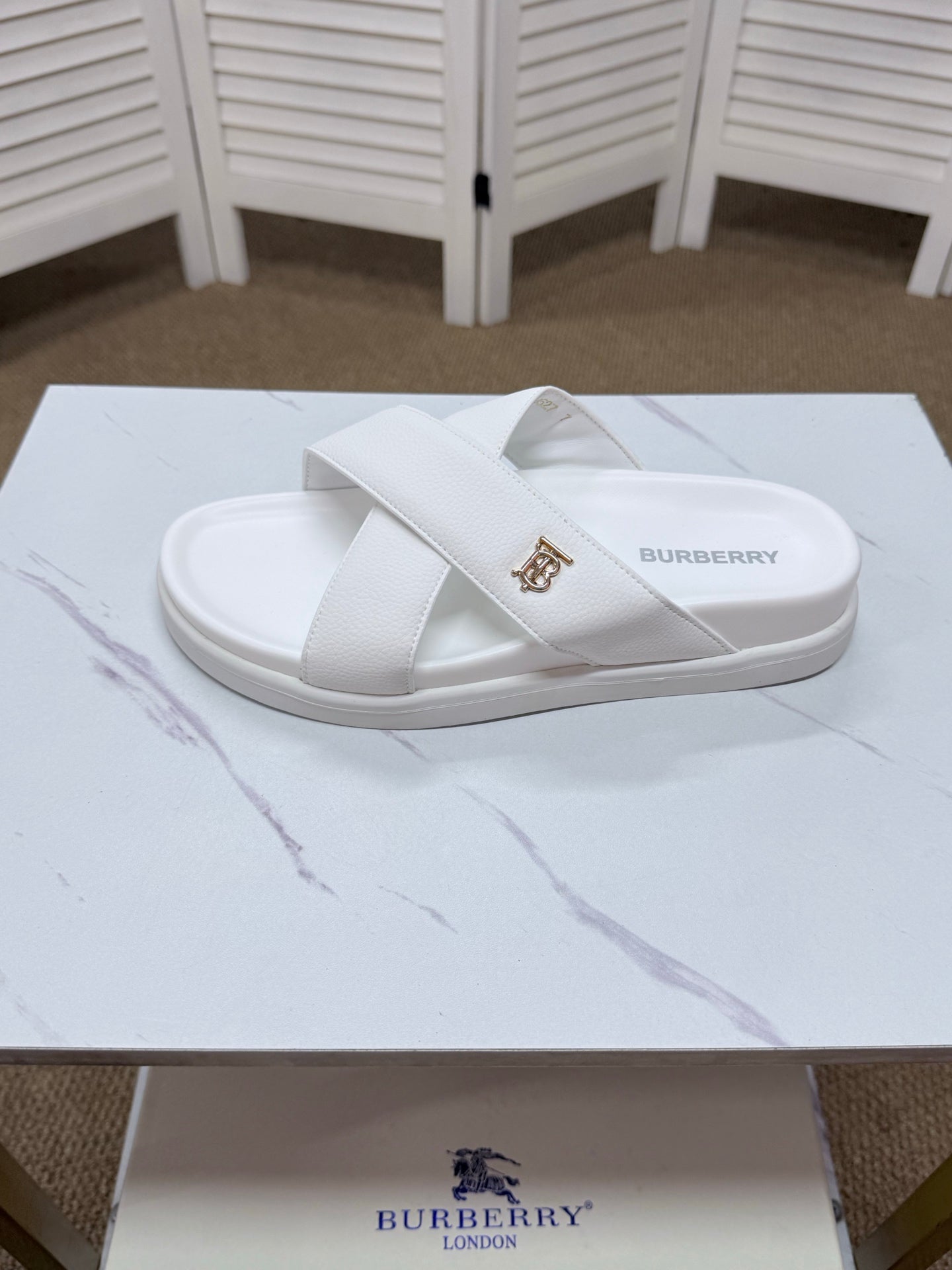 Slipper