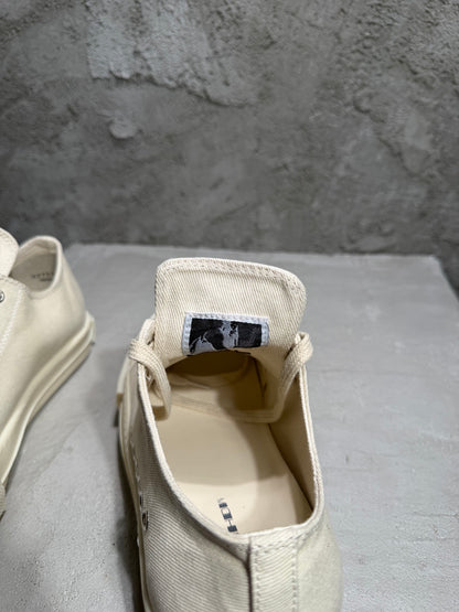 Casual Shoes
