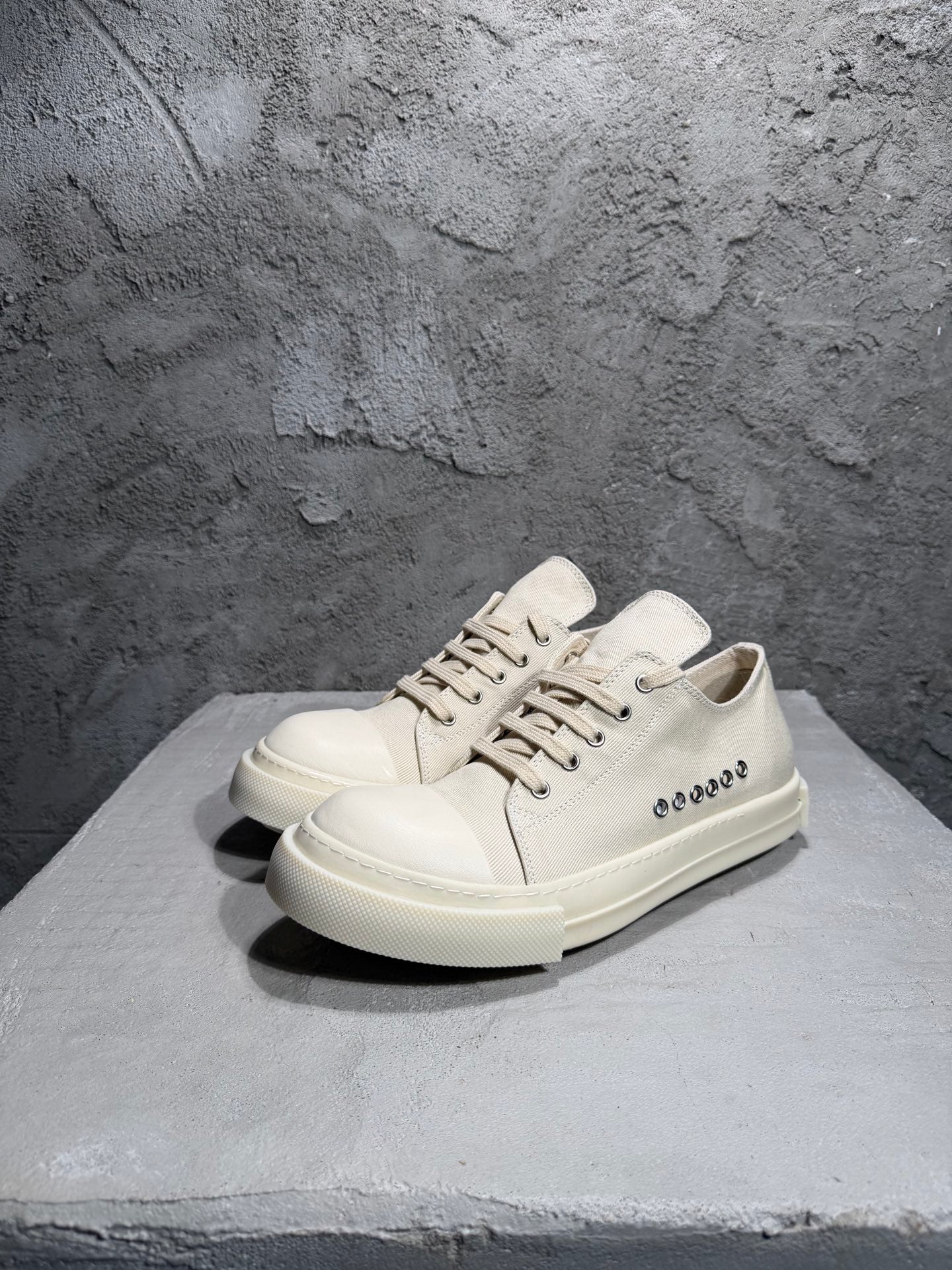 Casual Shoes