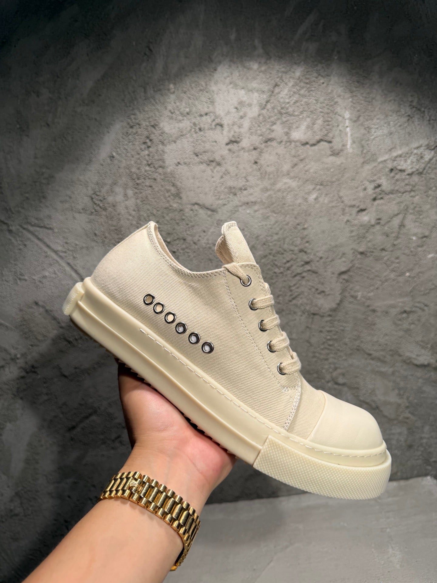 Casual Shoes