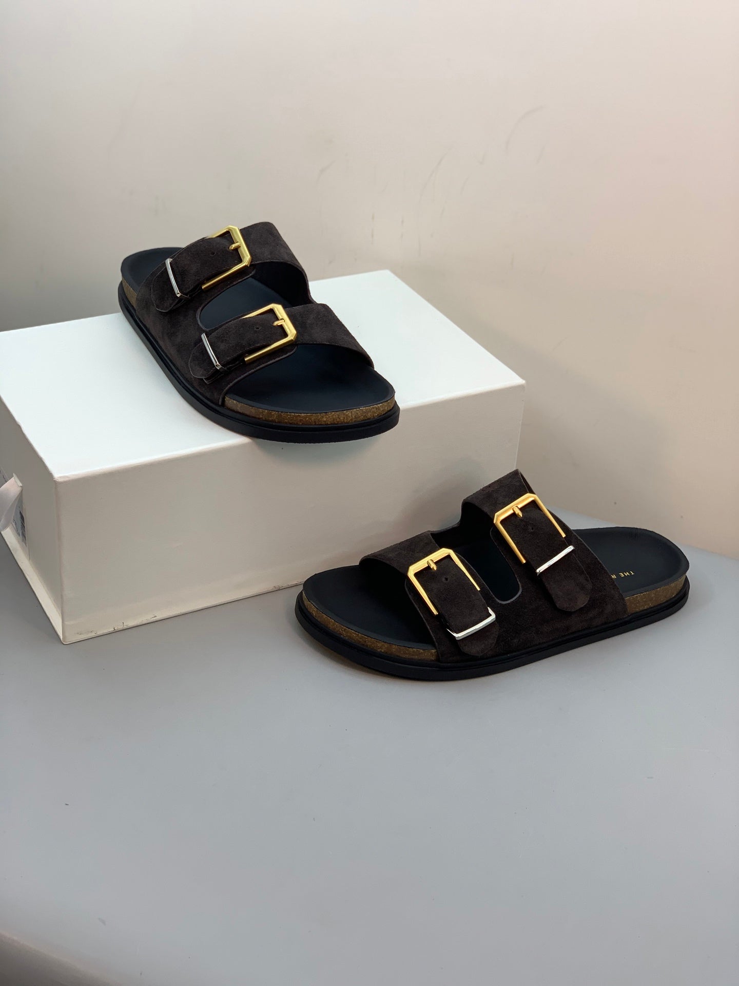 Slipper