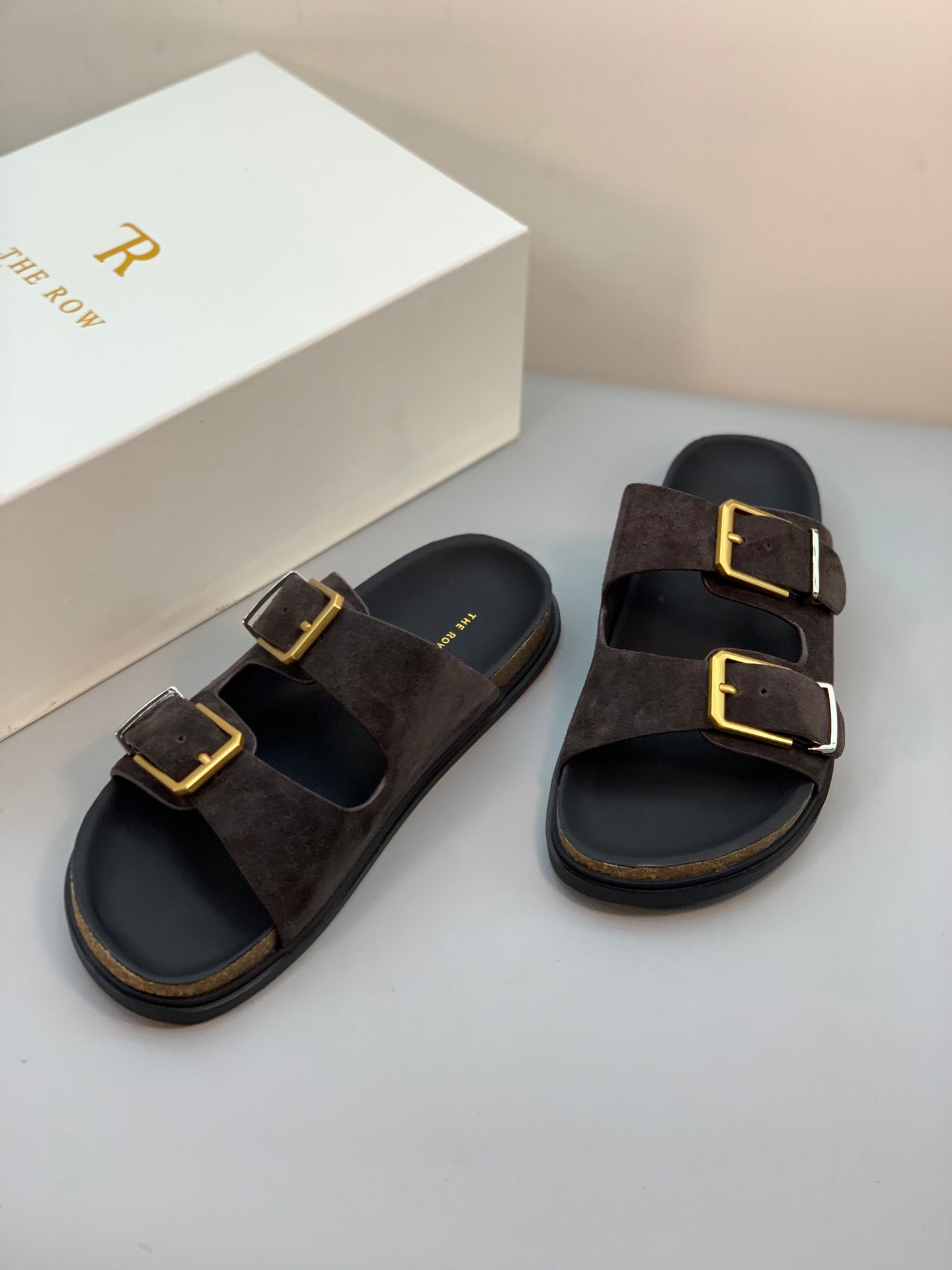 Slipper