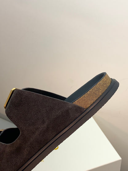 Slipper