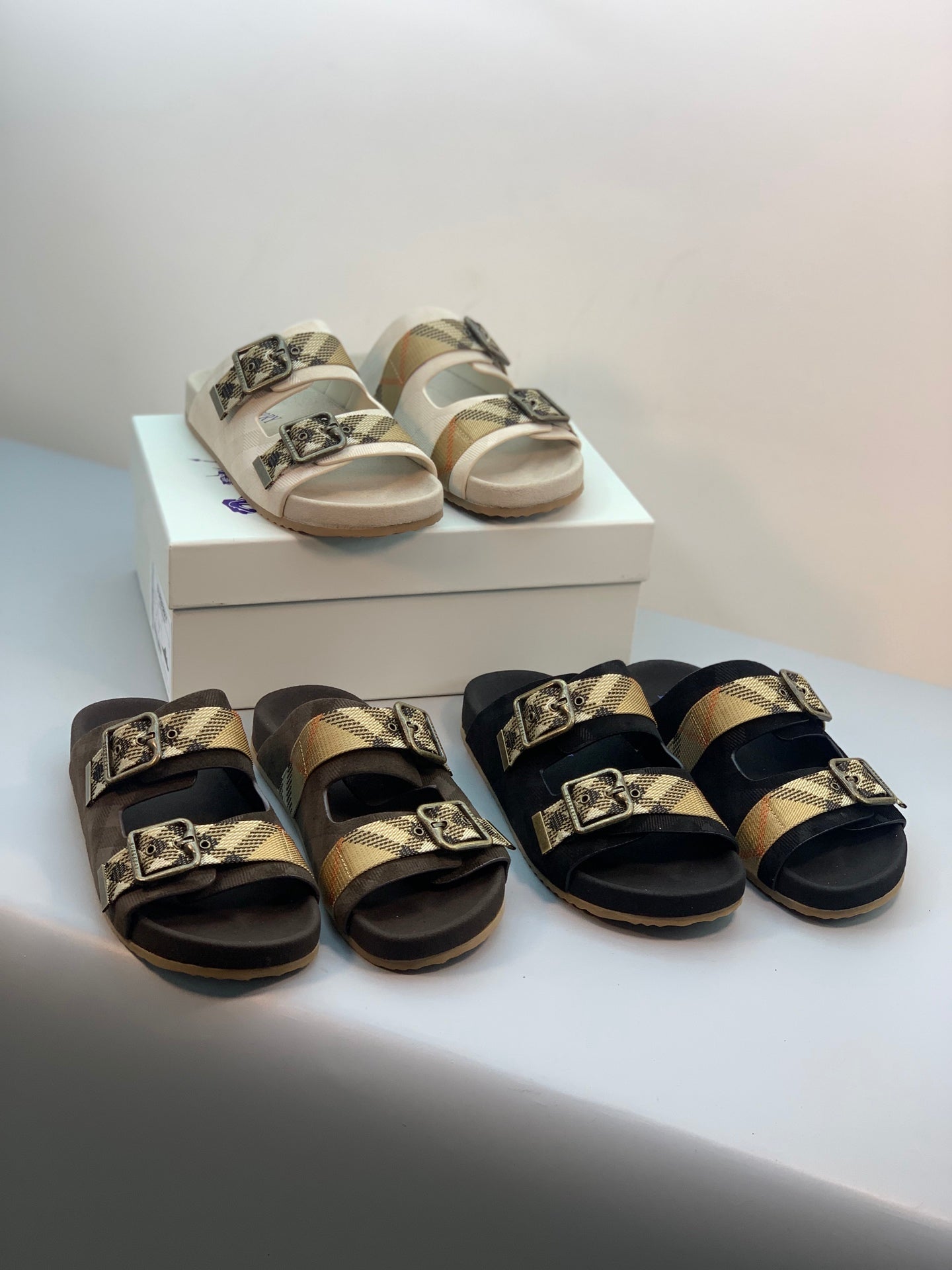 Slippers
