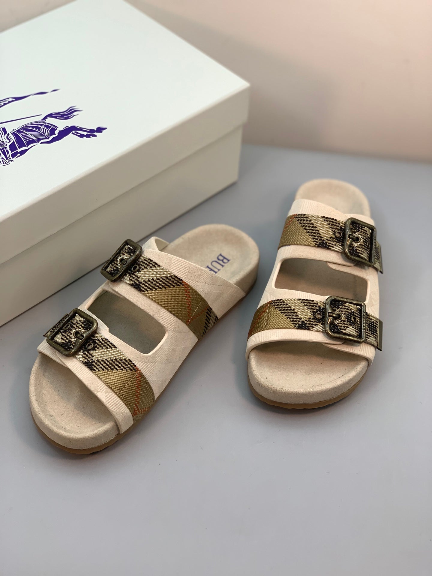 Slippers