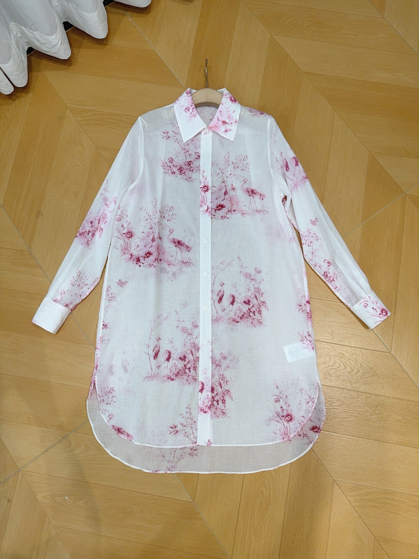 Long sleeve shirt