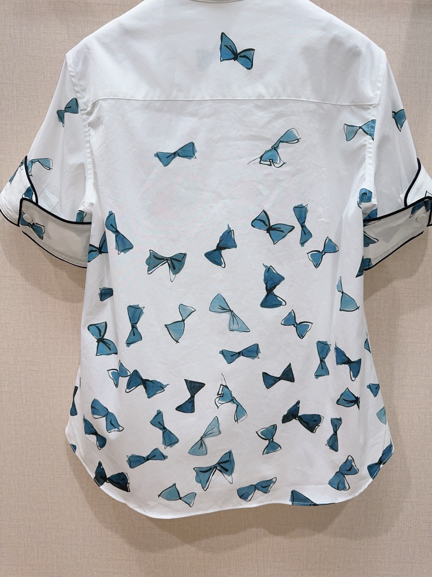 Short sleeve shirt