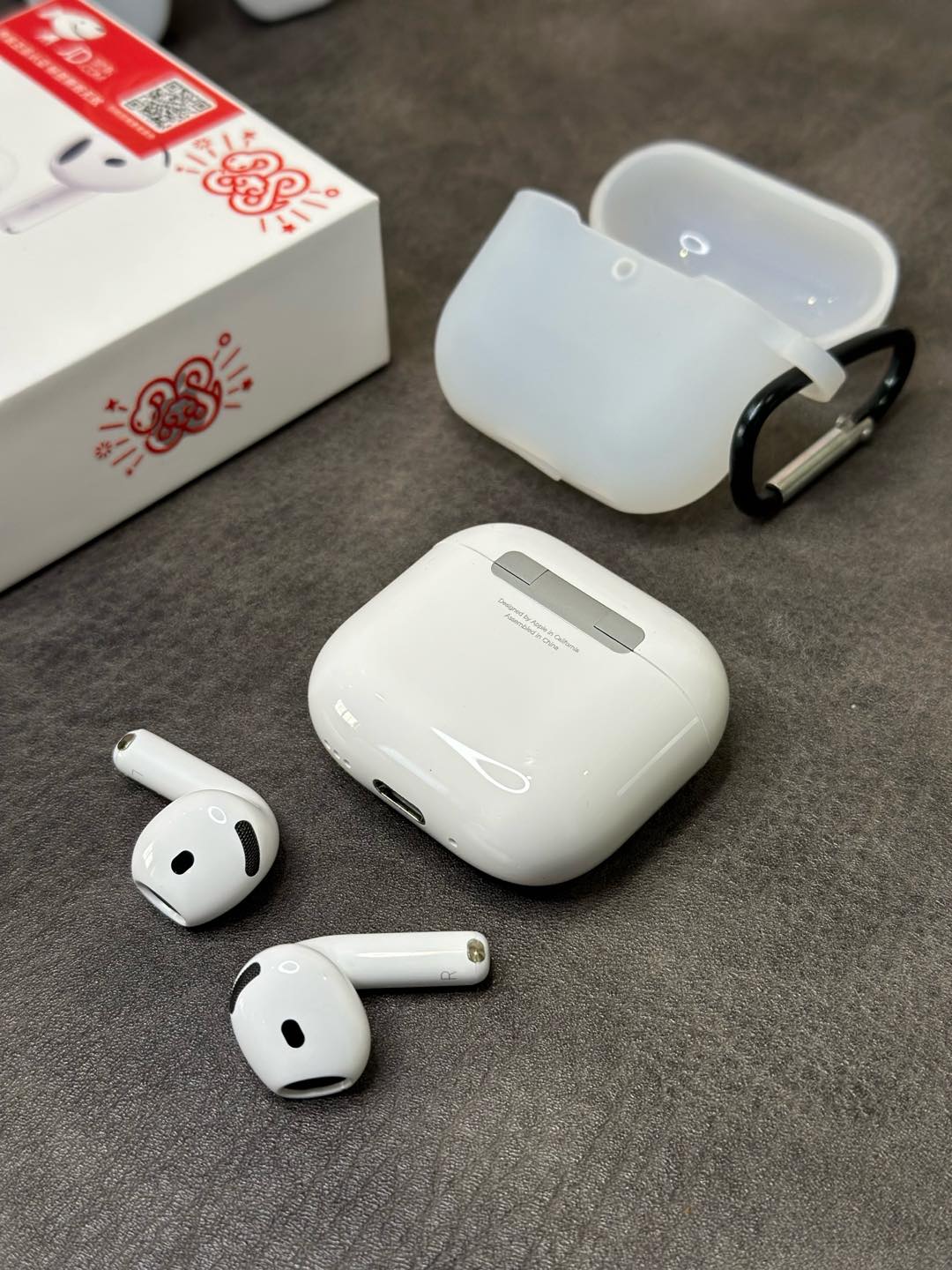 AirPods4 ANC