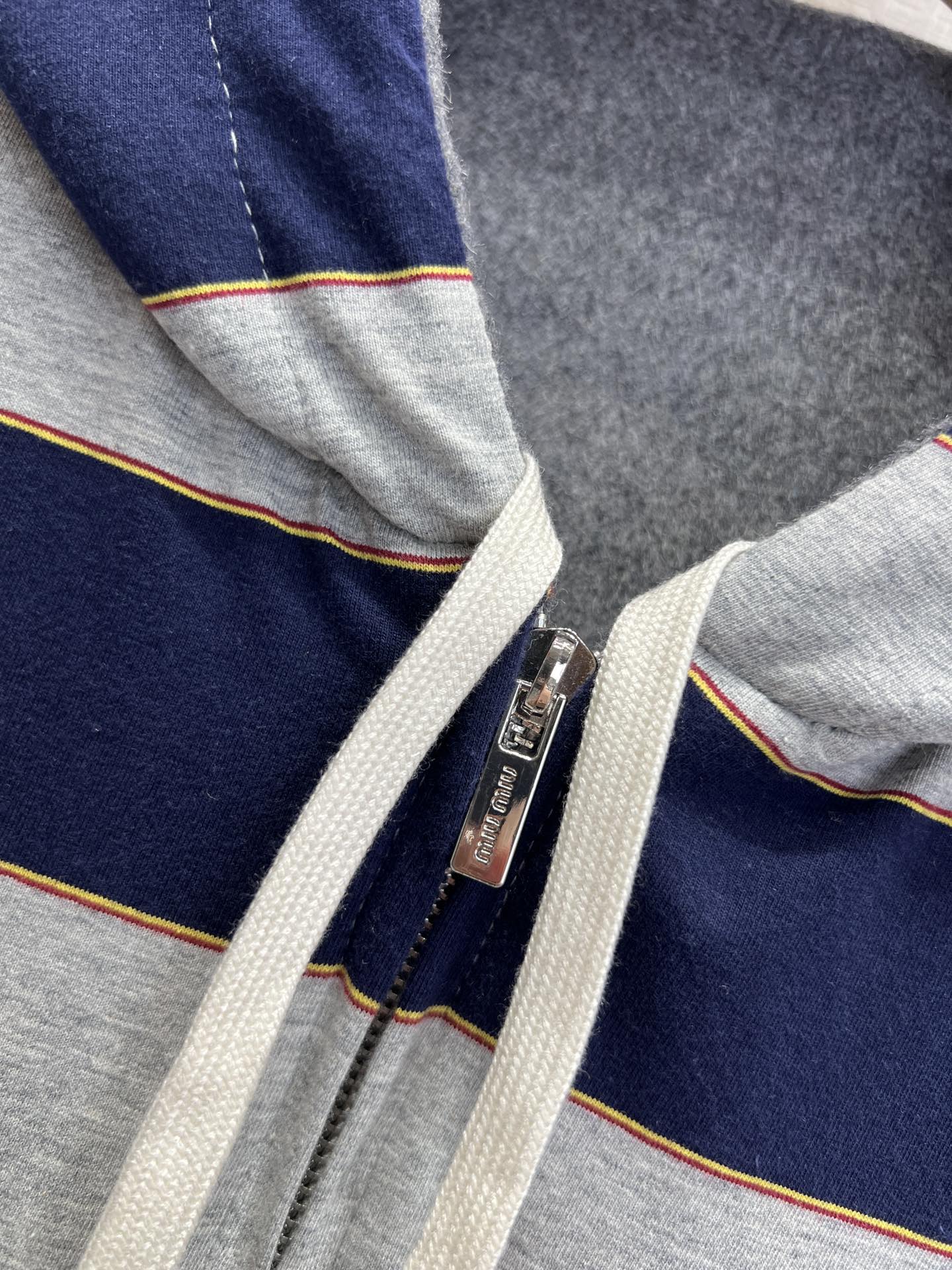 Reversible Sweatshirt