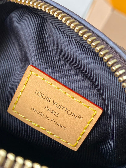 Shoulder Bag