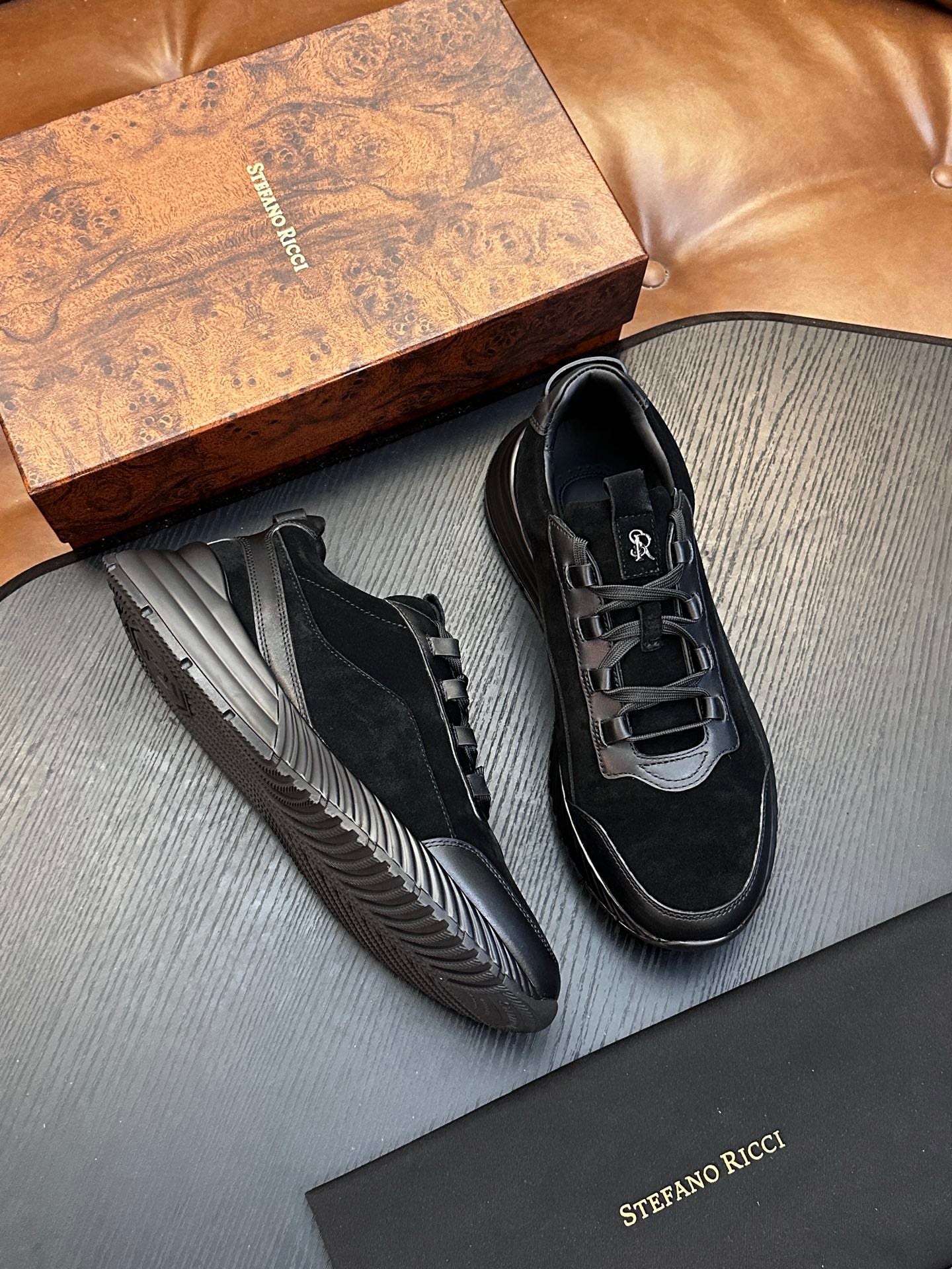 Sneakers