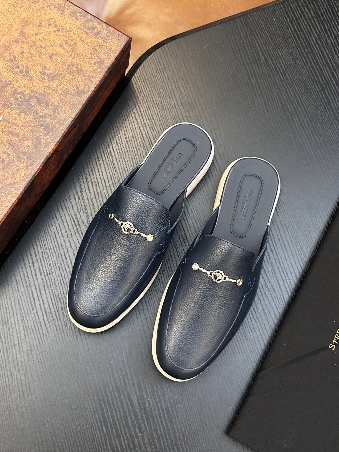 Slippers