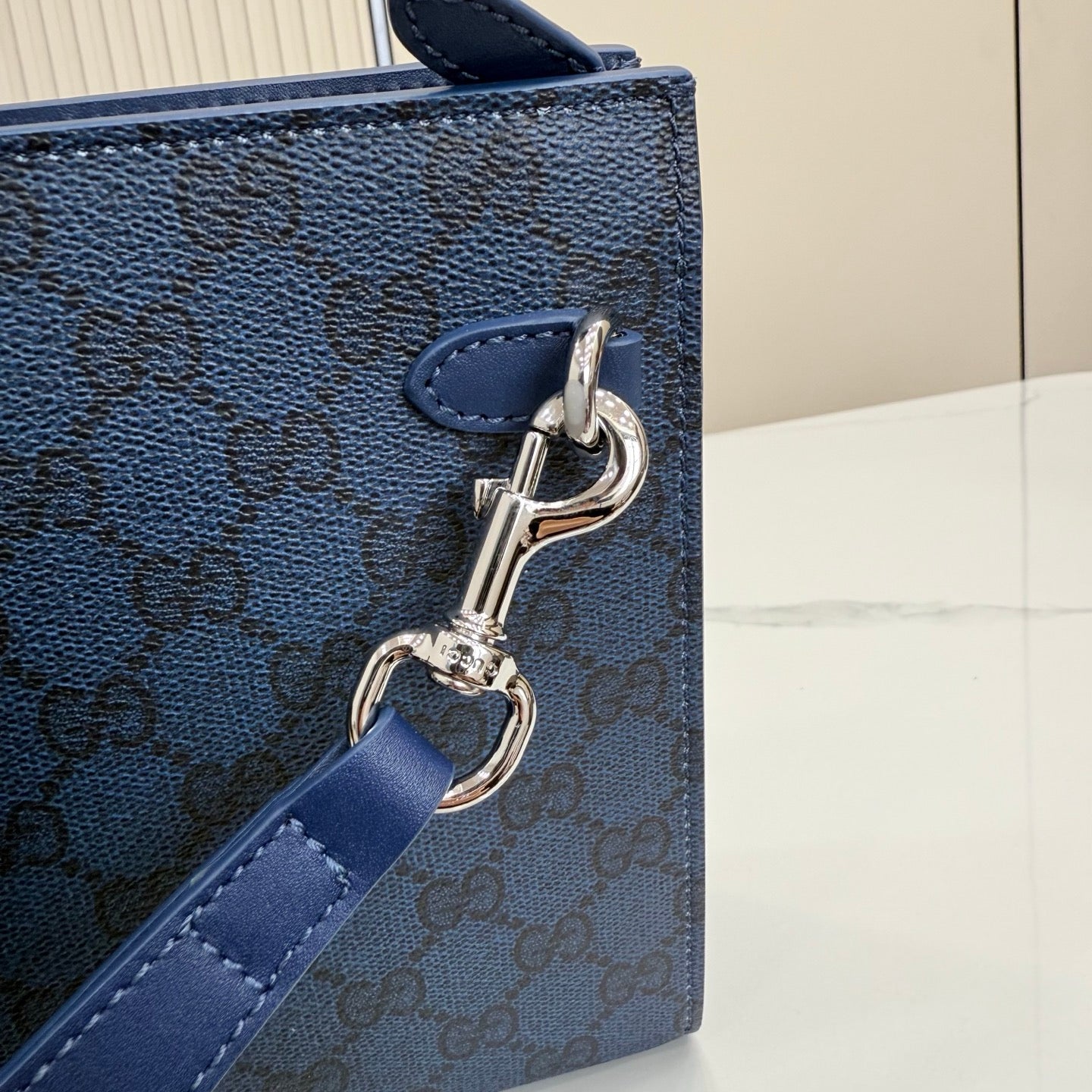 Clutch bag