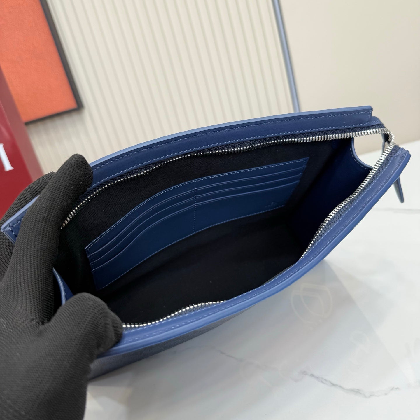Clutch bag