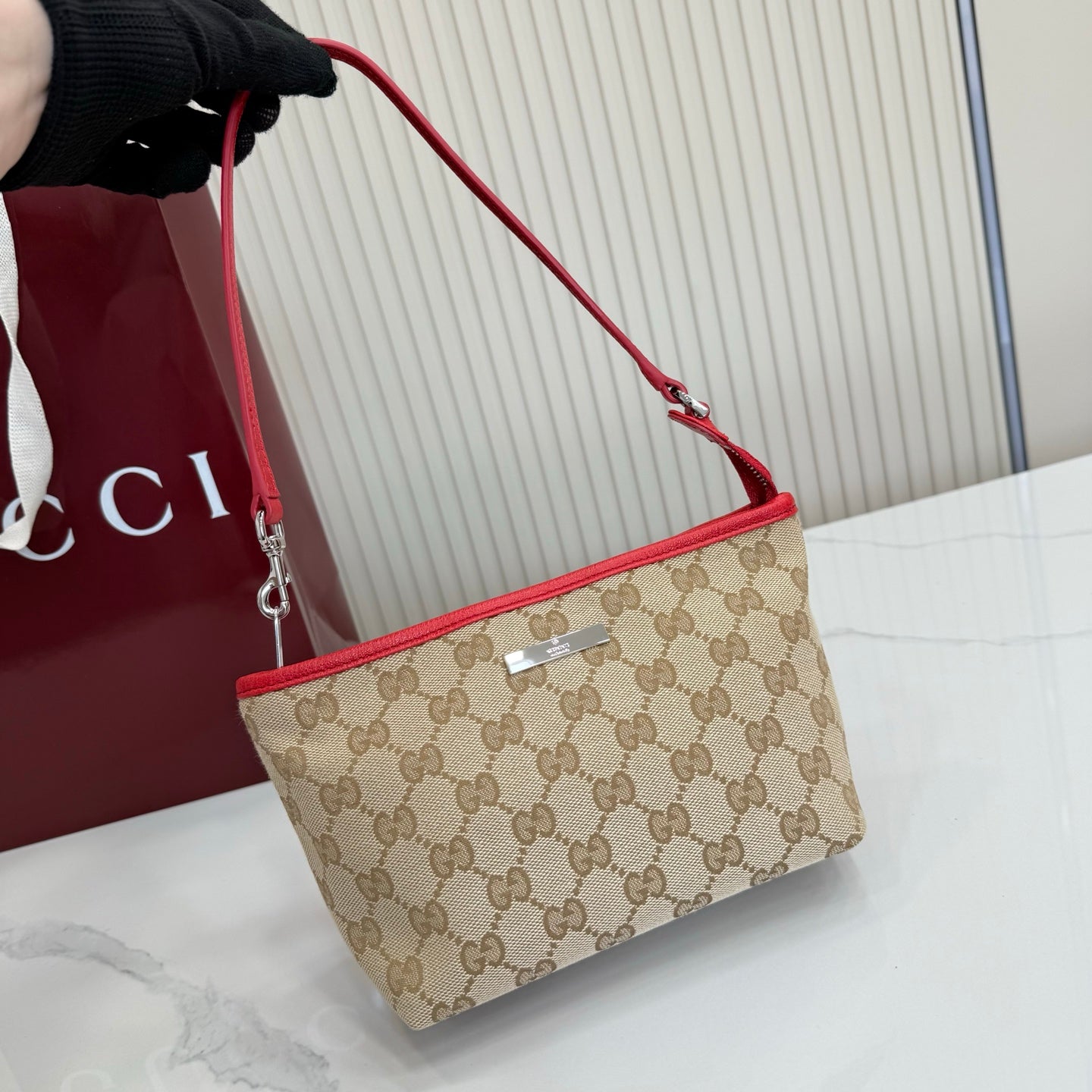 Handbag