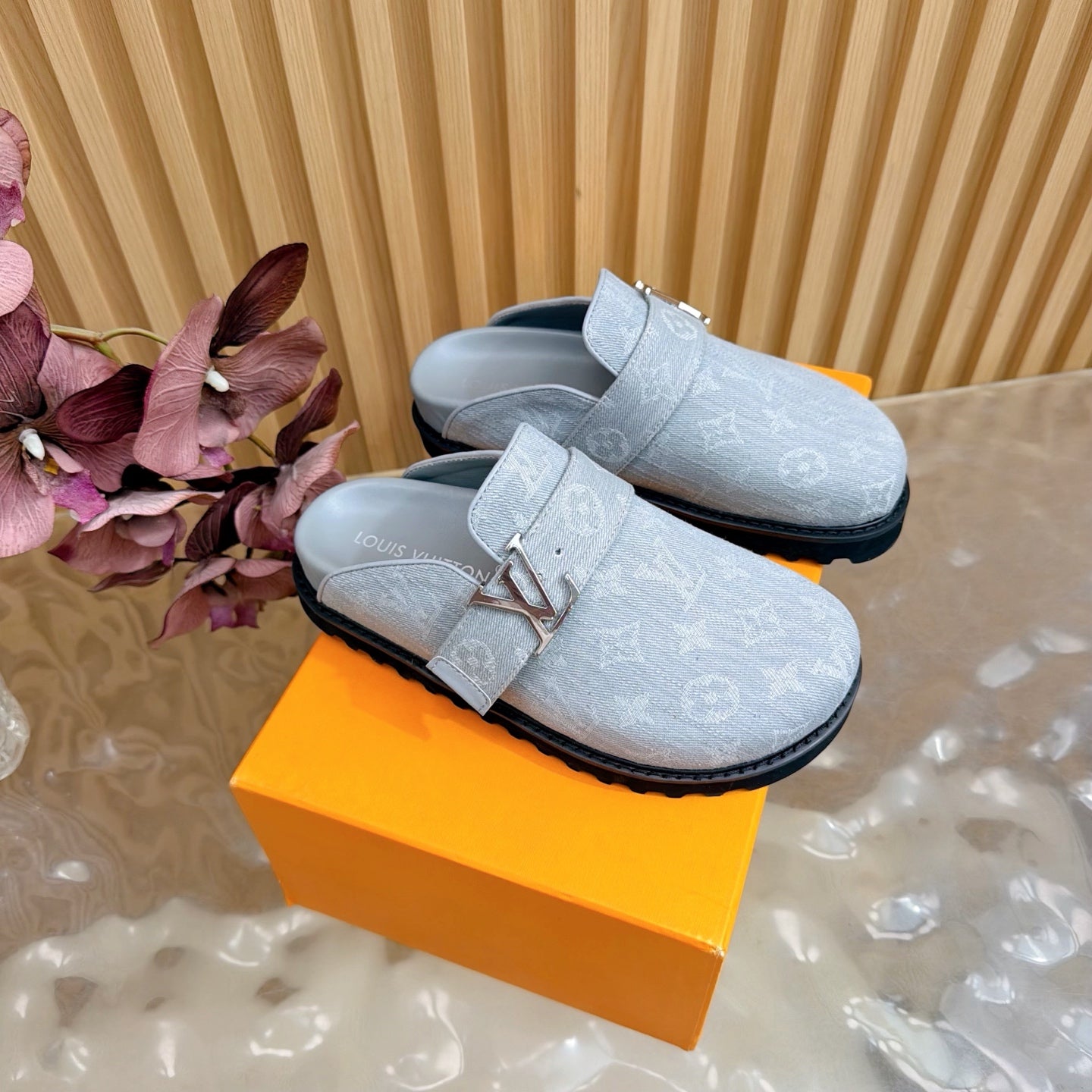 Slippers