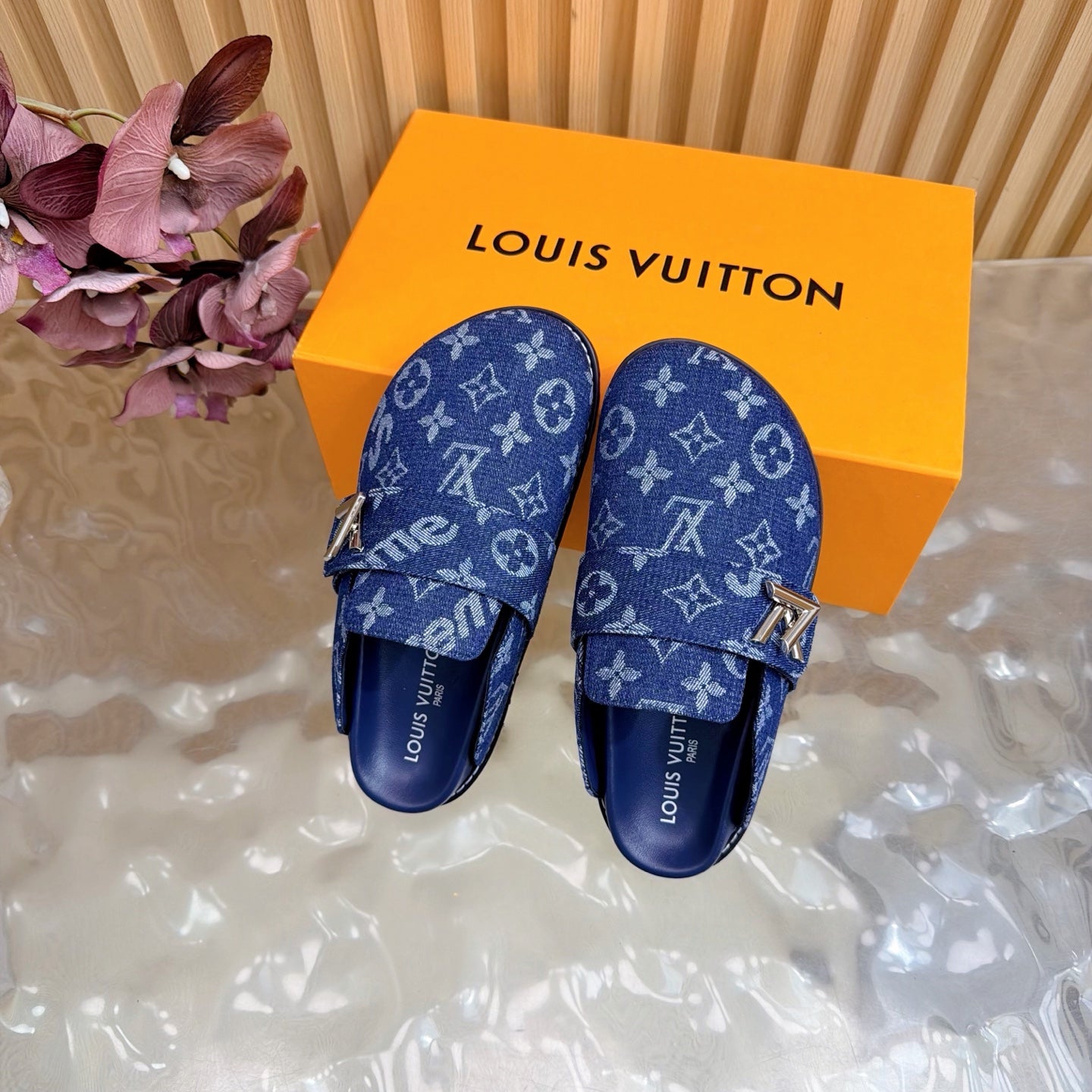 Slippers